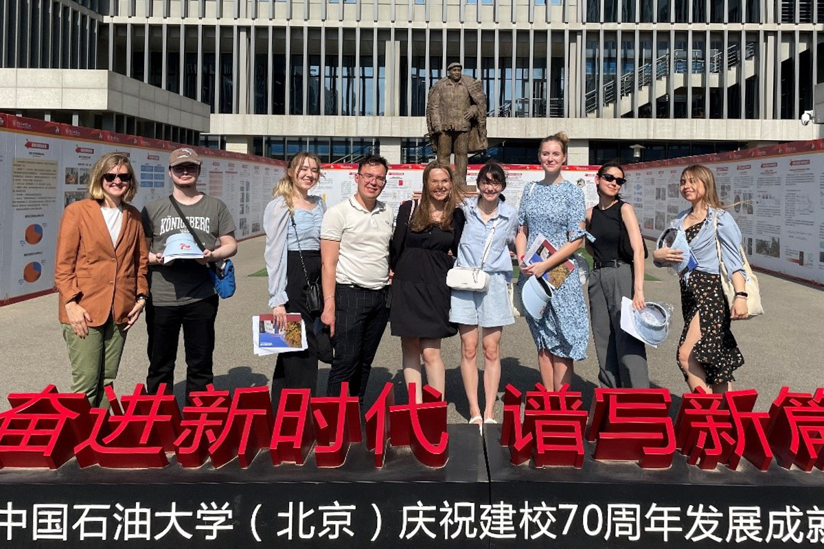 The best students of SPbPU's corporate master's degree programs received an internship in China