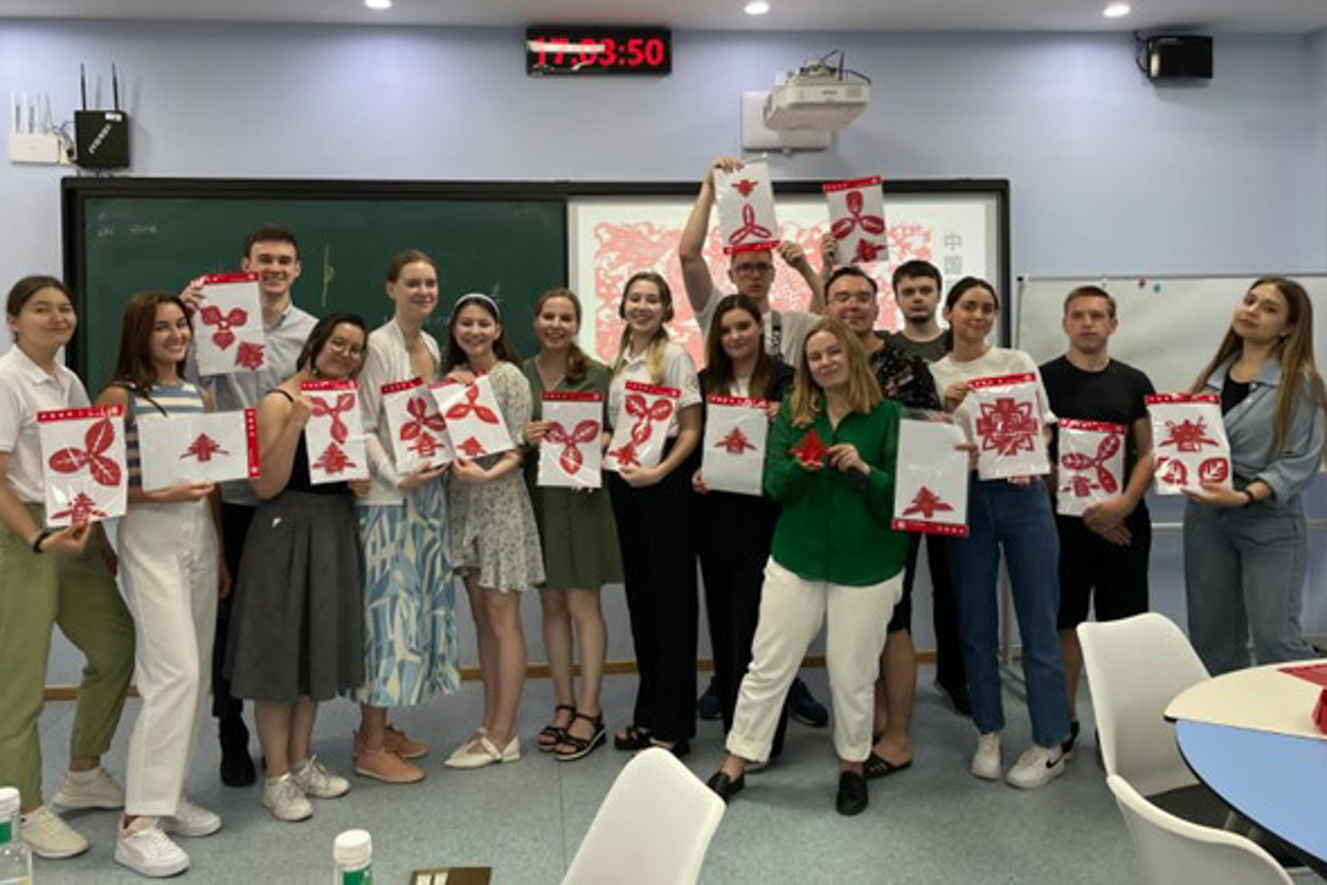 Chinese language, calligraphy and wushu classes were held for students as part of the cultural exchange program