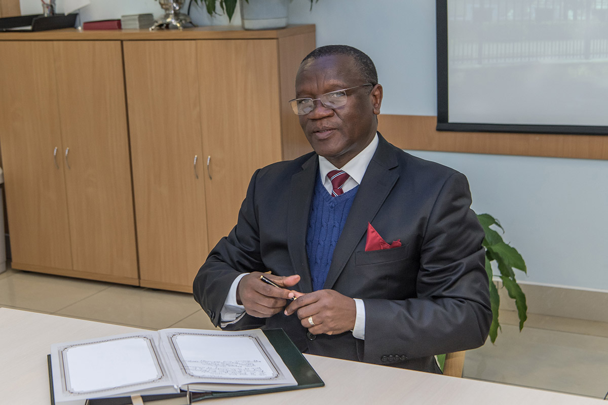 Chancellor Professor Otlogetswe Totolo arrived to SPbPU for the development of cooperation between the two universities