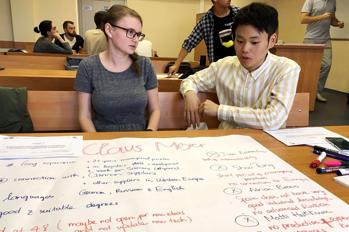 Students of the International Polytechnic Summer School worked on their projects in international groups 