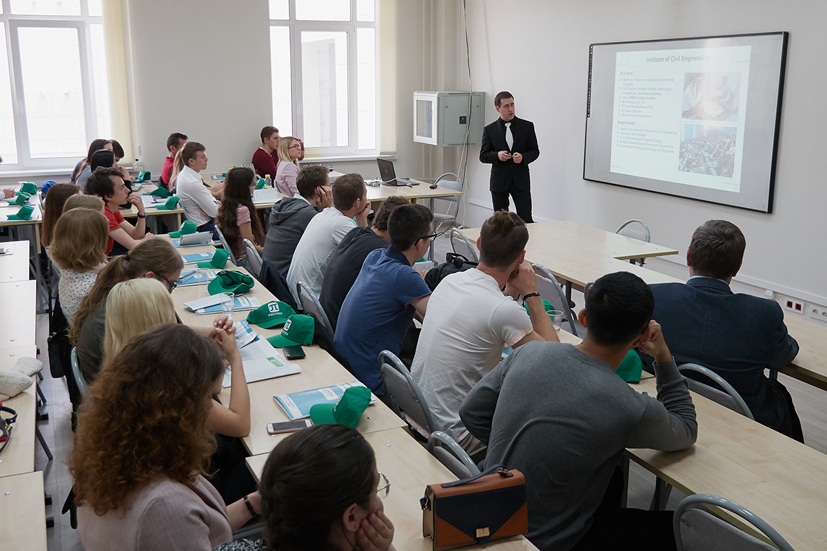 Russian and Austrian Students Master Prospective Construction Technologies at Polytechnic University