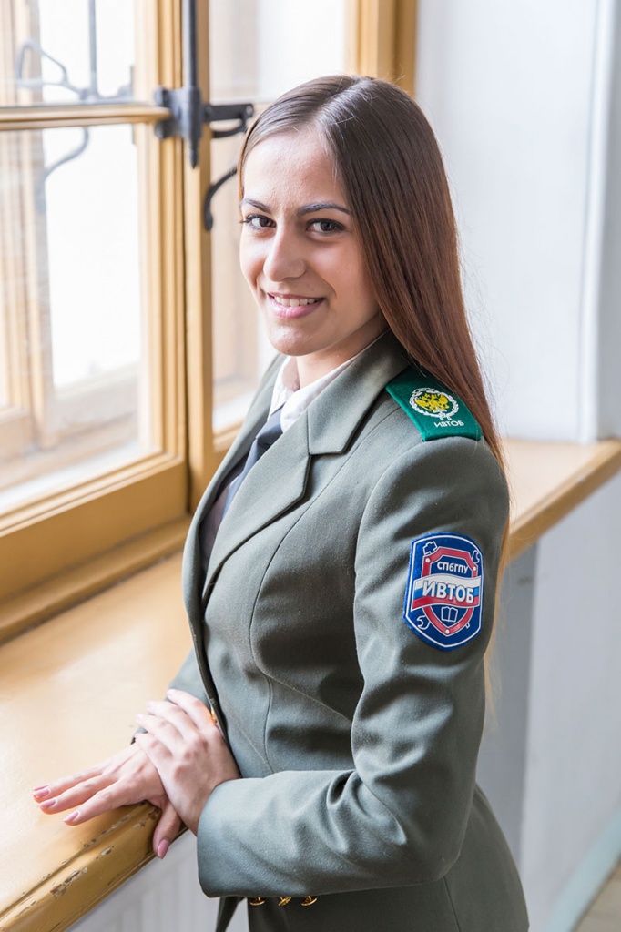 A Girl in the Uniform, or How to Learn Military Art in a Civil University