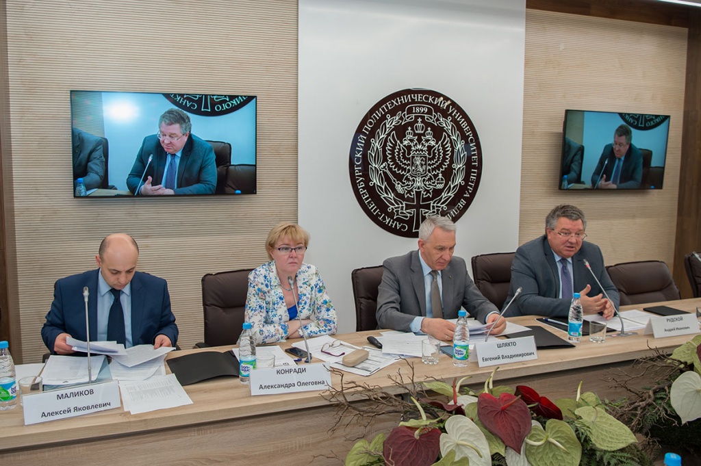 SPbPU Hosted the Meeting of the Coordination Council of the Scientific and Educational Medical Cluster  Translational Medicine 