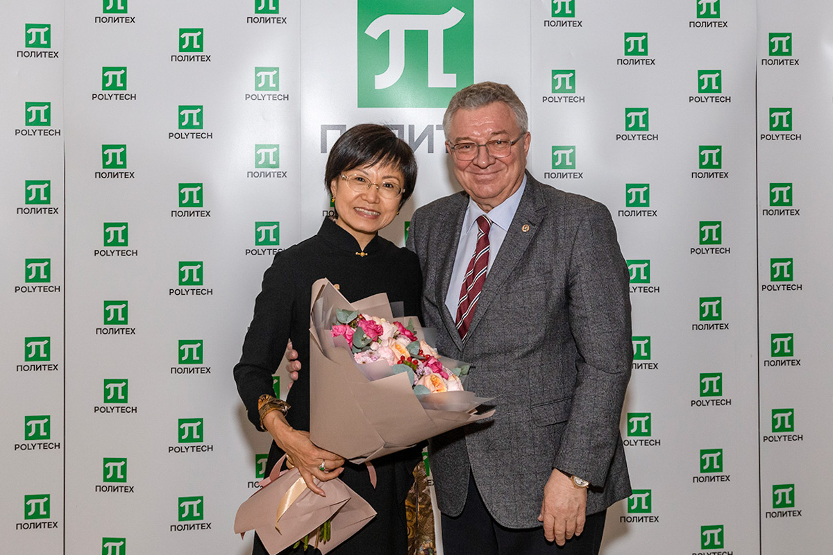 Liu Wei, a graduate of SPbPU, visited her Alma Mater as an Education Ambassador