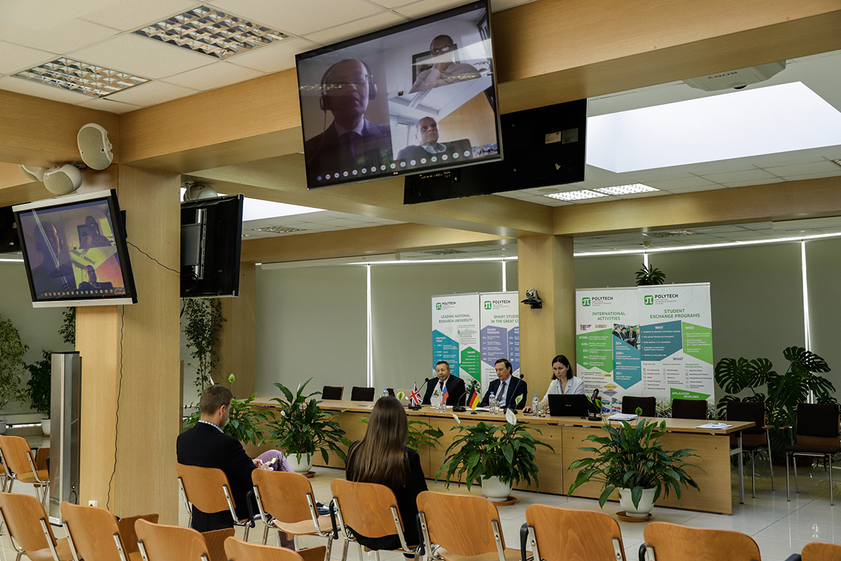 Because of the coronavirus pandemic, an international conference was held online