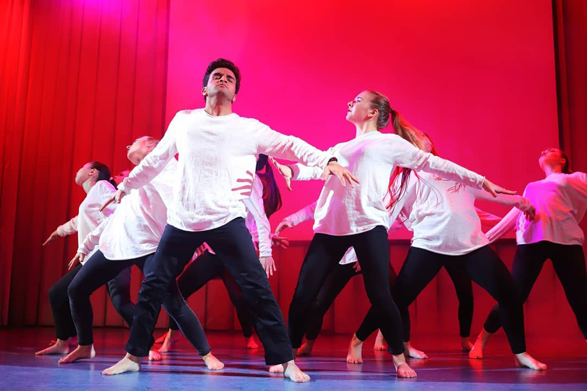 During his studies at SPbPU, Lokesh Bisht participated in a dance festival 