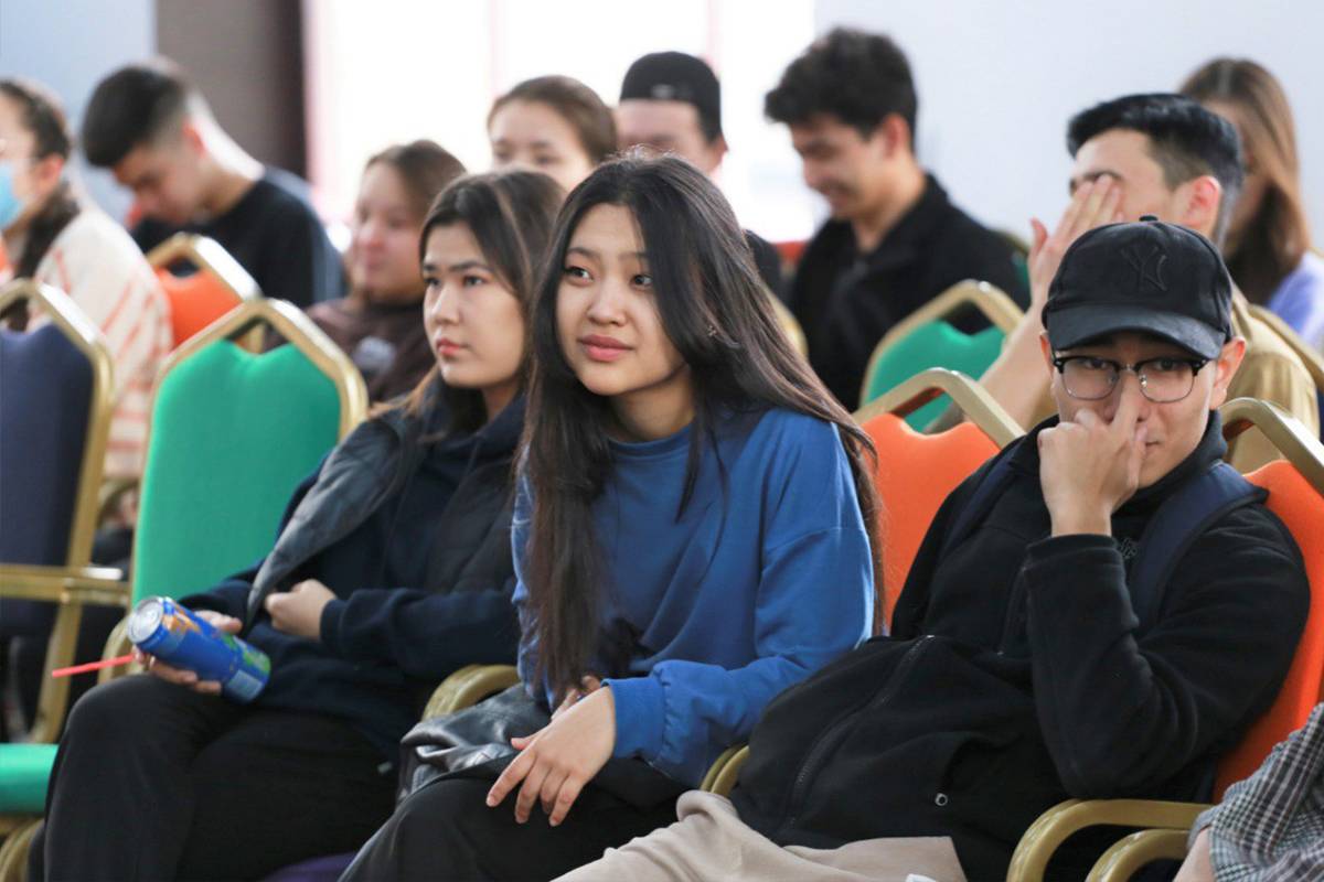 more than 40 students of Satbayev University attended the meeting with a representative of SPbPU