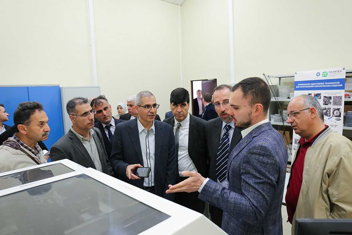 Representatives of SPbPU gave a tour to the laboratories and scientific centers of the Polytechnic University for their colleagues from HIAST