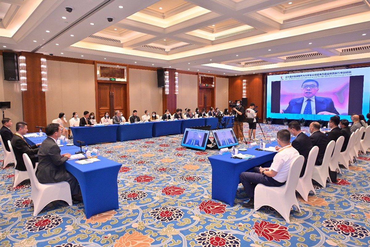 In 2022, the Young Scientists Forum was hosted by Xiamen University. Photo: Mao Mingqian, Zhuang Hua, Xiamen University 