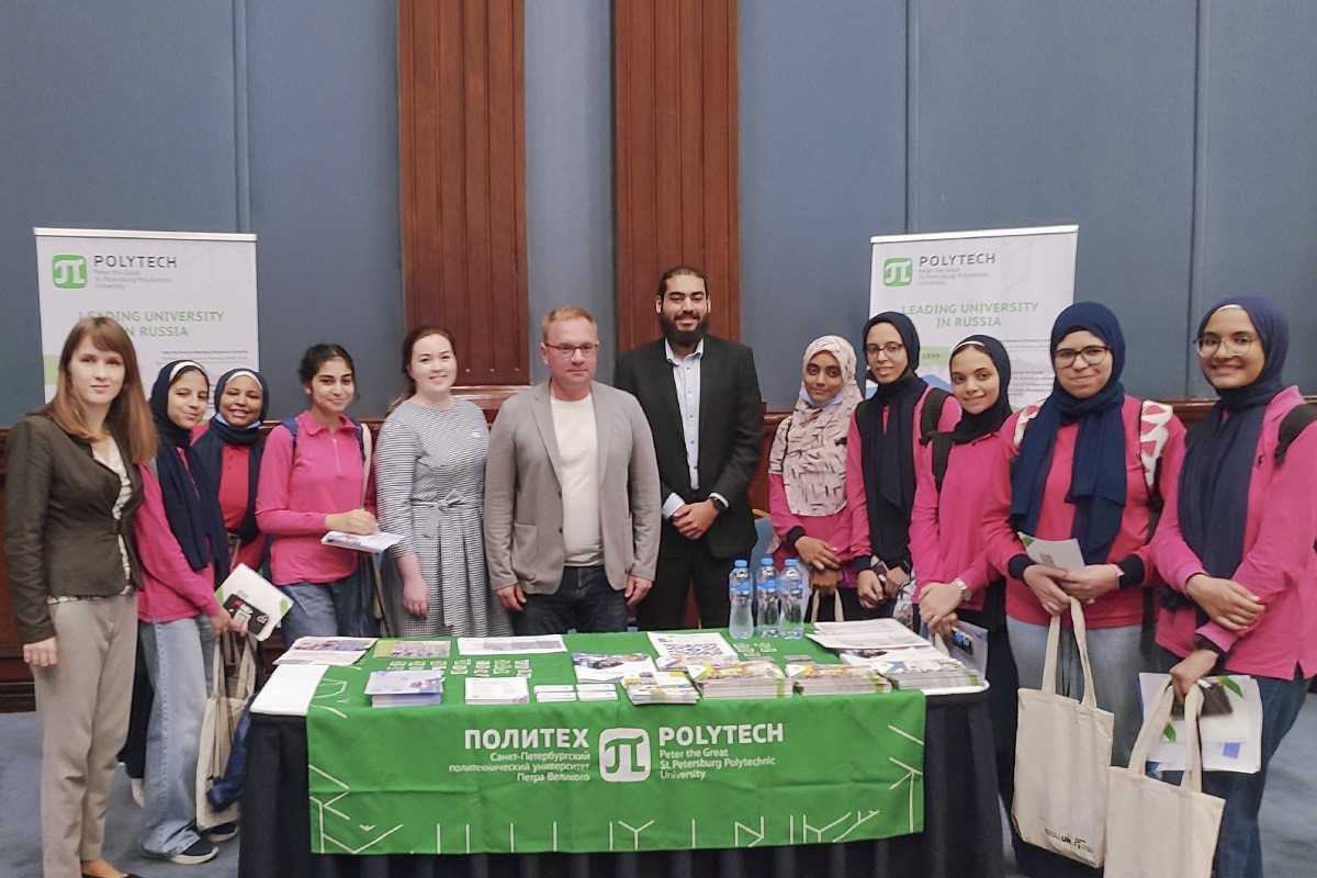Egyptian high school and university students were interested in SPbPU educational programs