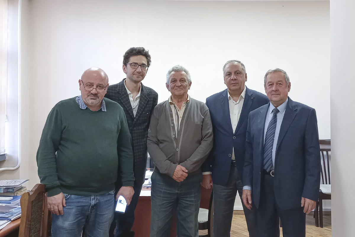SPbPU representatives Sergey Makarov and Maxim Vinnichenko visited the Russian-Armenian University 