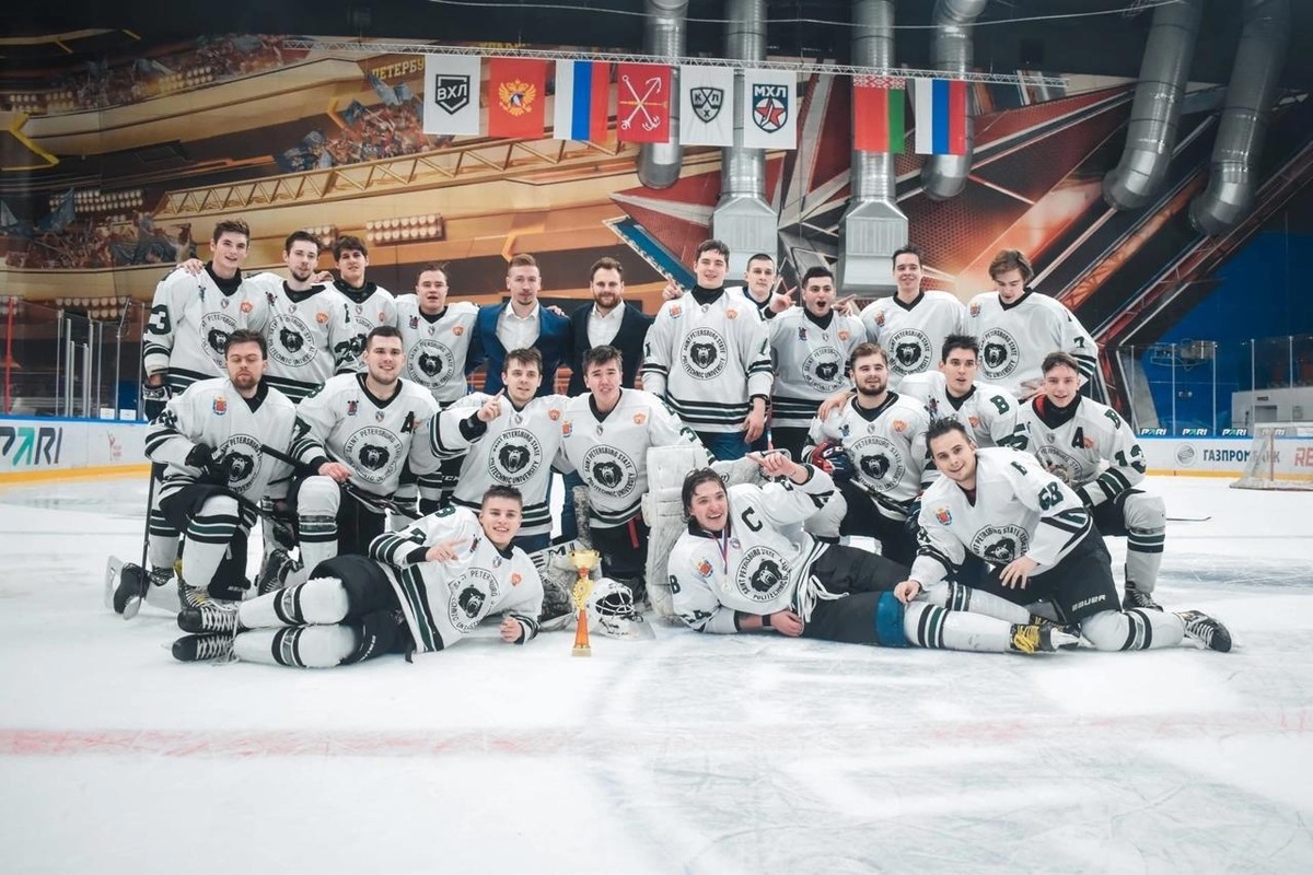 The Black Bears - Polytech hockey team of SPbPU