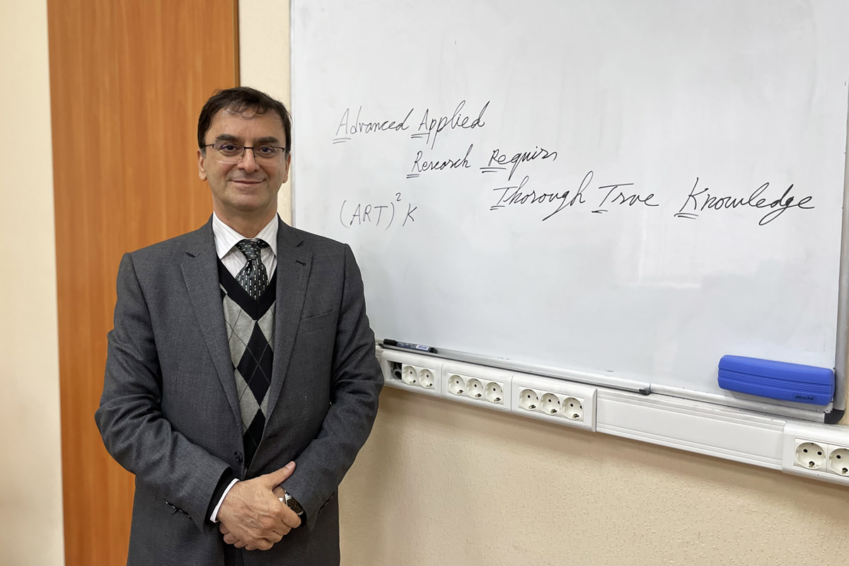 Professor Mehdi Fardmanesh of Sharif University of Technology