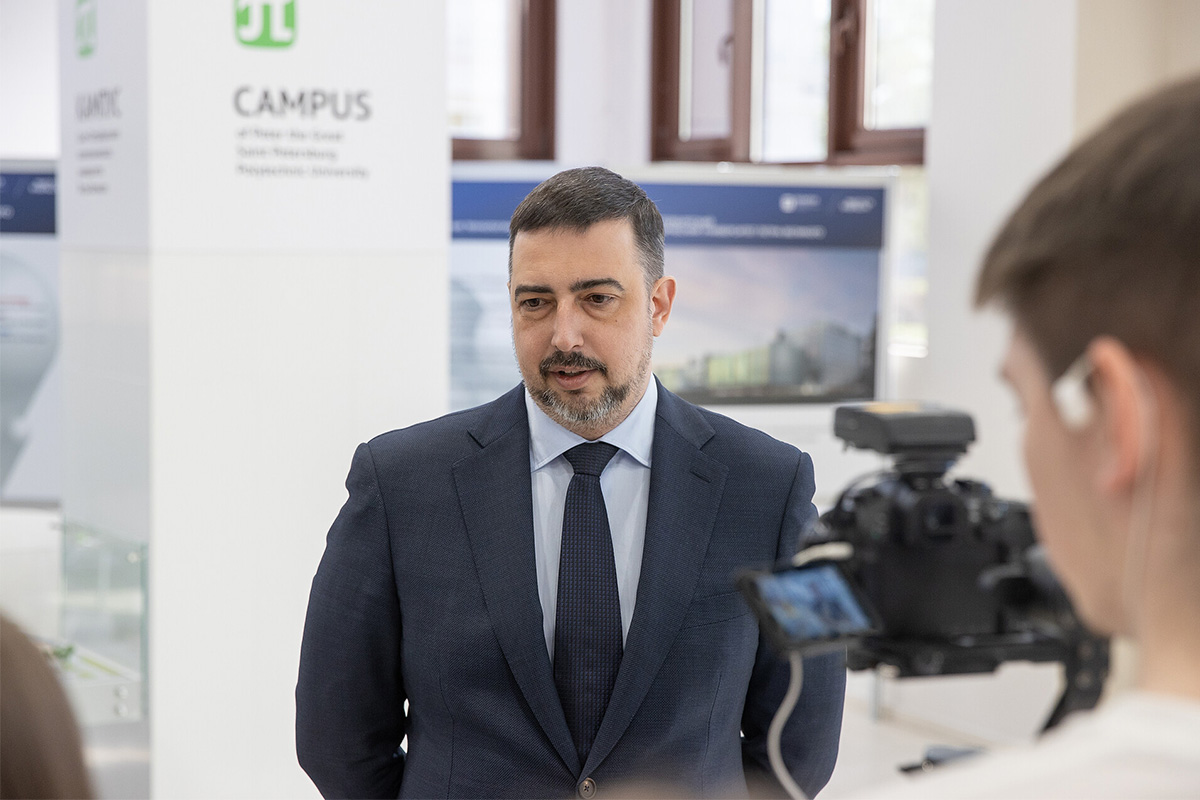 The Rector of SFU Maxim Rumyantsev noted the serious prospects facing the participants of the project on the development of Slavic universities 