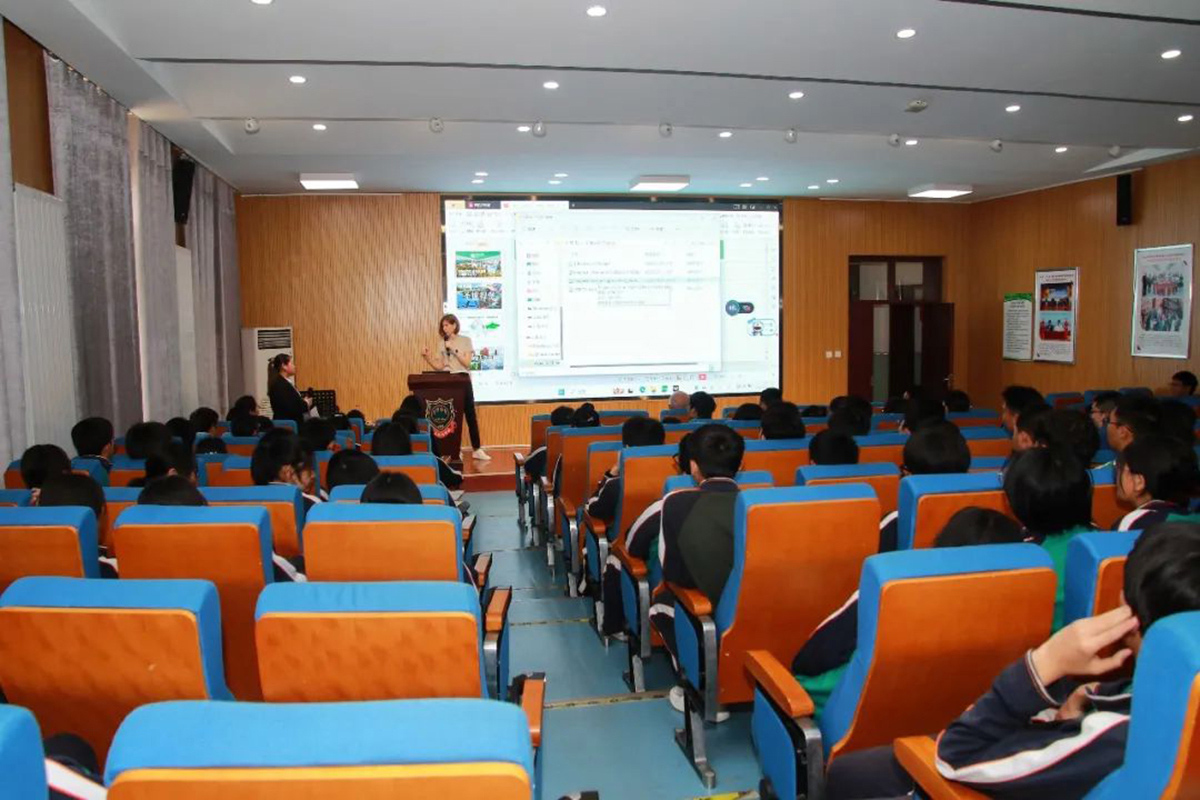 Presentation of SPbPU educational programs to Chinese applicants