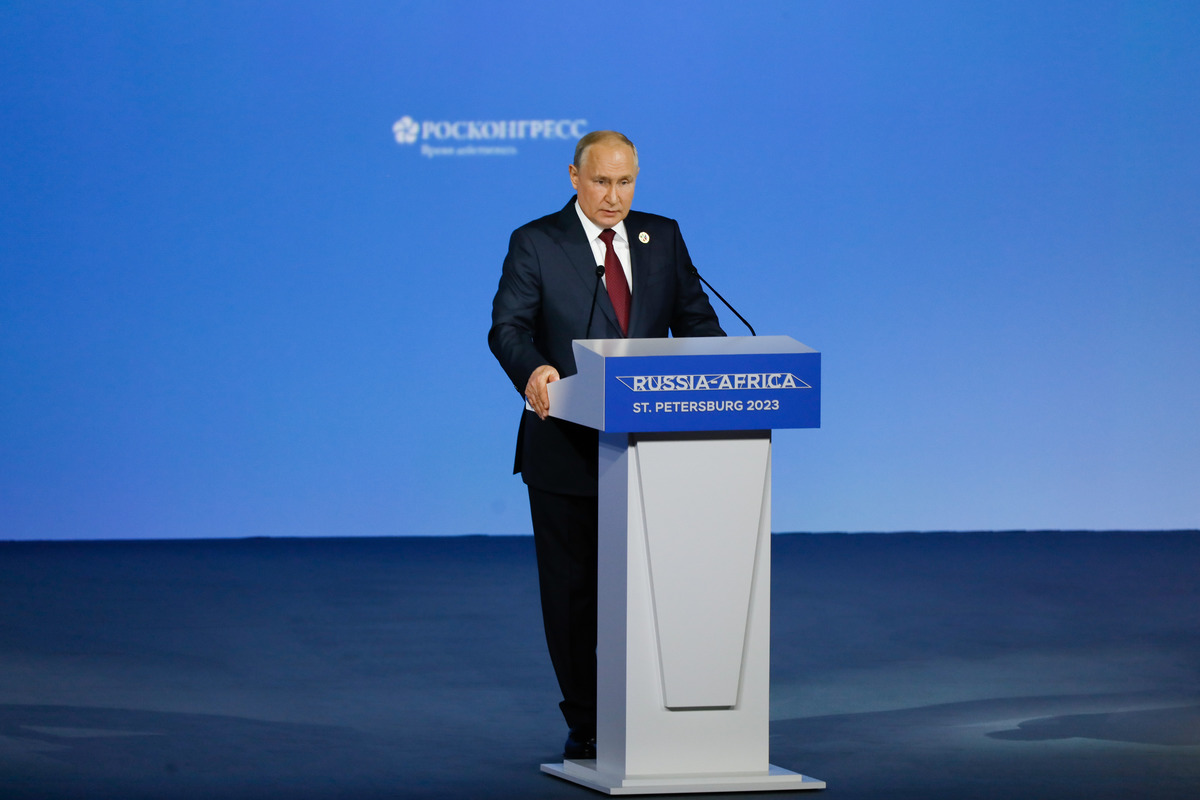 Russian President Vladimir Putin noted the importance of cooperation between higher educational institutions of Russia and African countries in the Russian-African Network University consortium. Roscongress Photobank