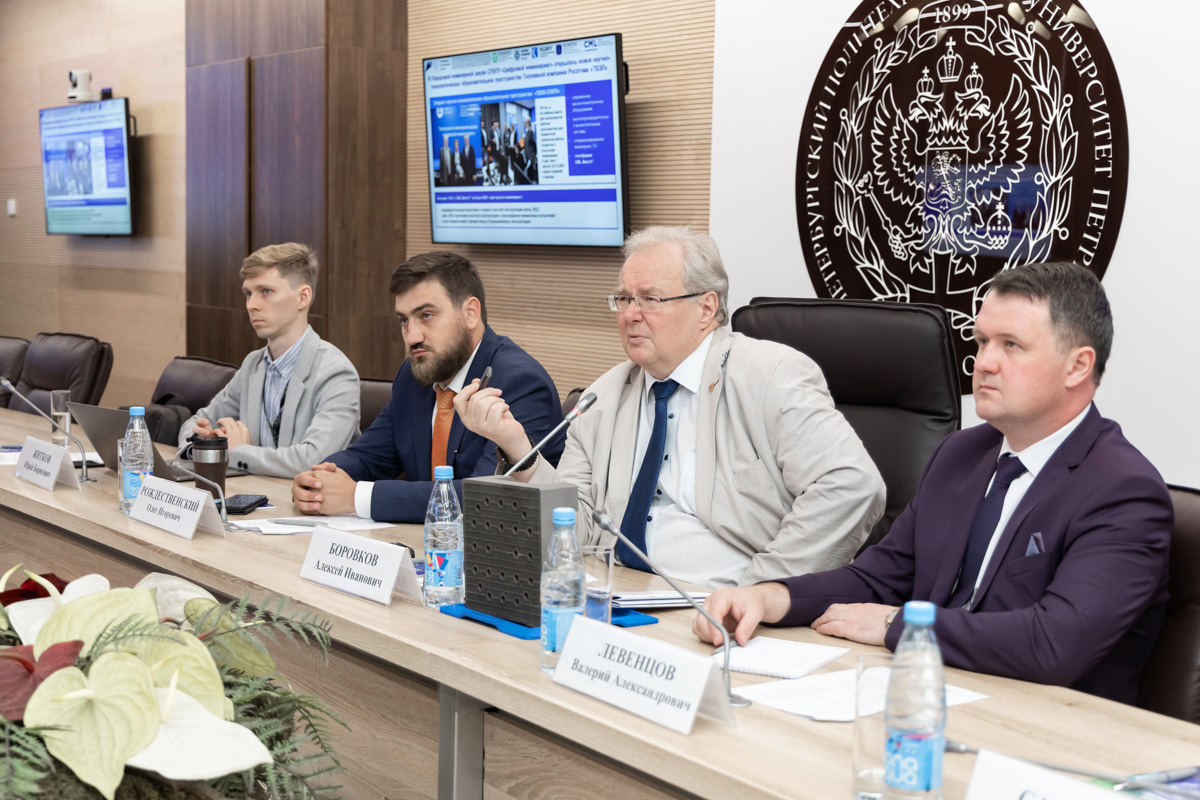 Alexey Borovkov presented the concept of the SPbPU AES program