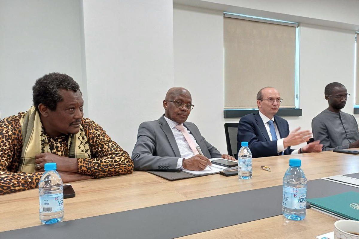 Negotiations at the Amadou Mahtar-Mbow University in the presence of the Russian Ambassador to the Republic of Senegal and the Gambia Dmitry Kurakov. Negotiations at the Amadou Mahtar-Mbow University in the presence of the Russian Ambassador to the Republic of Senegal and the Gambia Dmitry Kurakov.