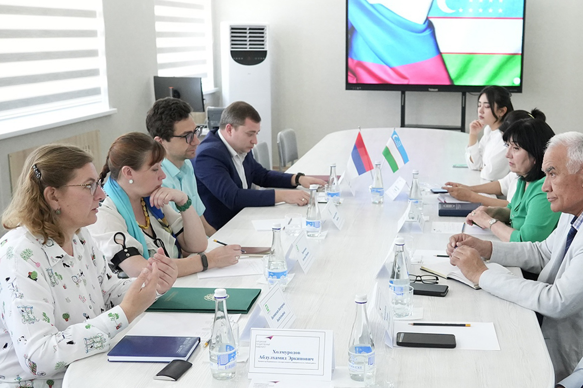 The working talks focused on opportunities for joint research and development of joint educational activities The working talks focused on opportunities for joint research and development of joint educational activities