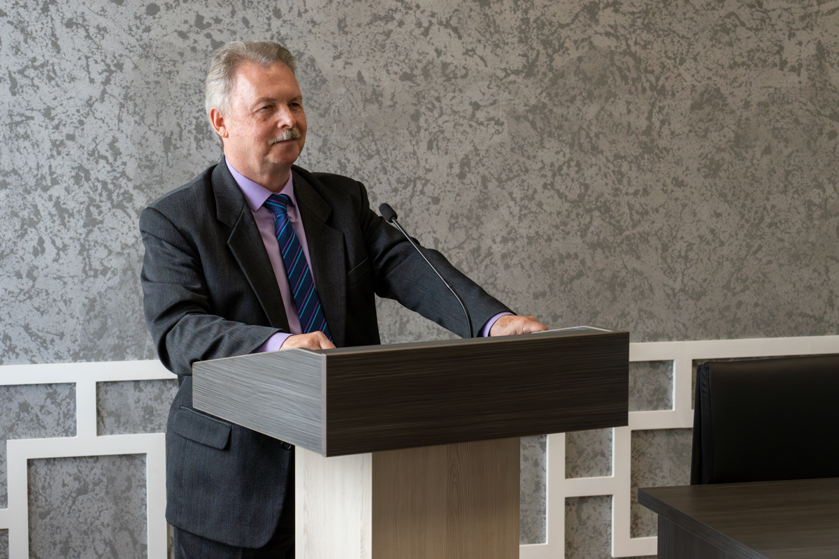 Vladimir Khizhnyak presented Polytechnic University Vladimir Khizhnyak presented Polytechnic University
