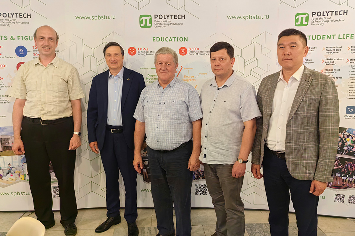 Group of key employees of the Kyrgyz-Russian Slavic University (KRSU) visited Polytechnic University Group of key employees of the Kyrgyz-Russian Slavic University (KRSU) visited Polytechnic University