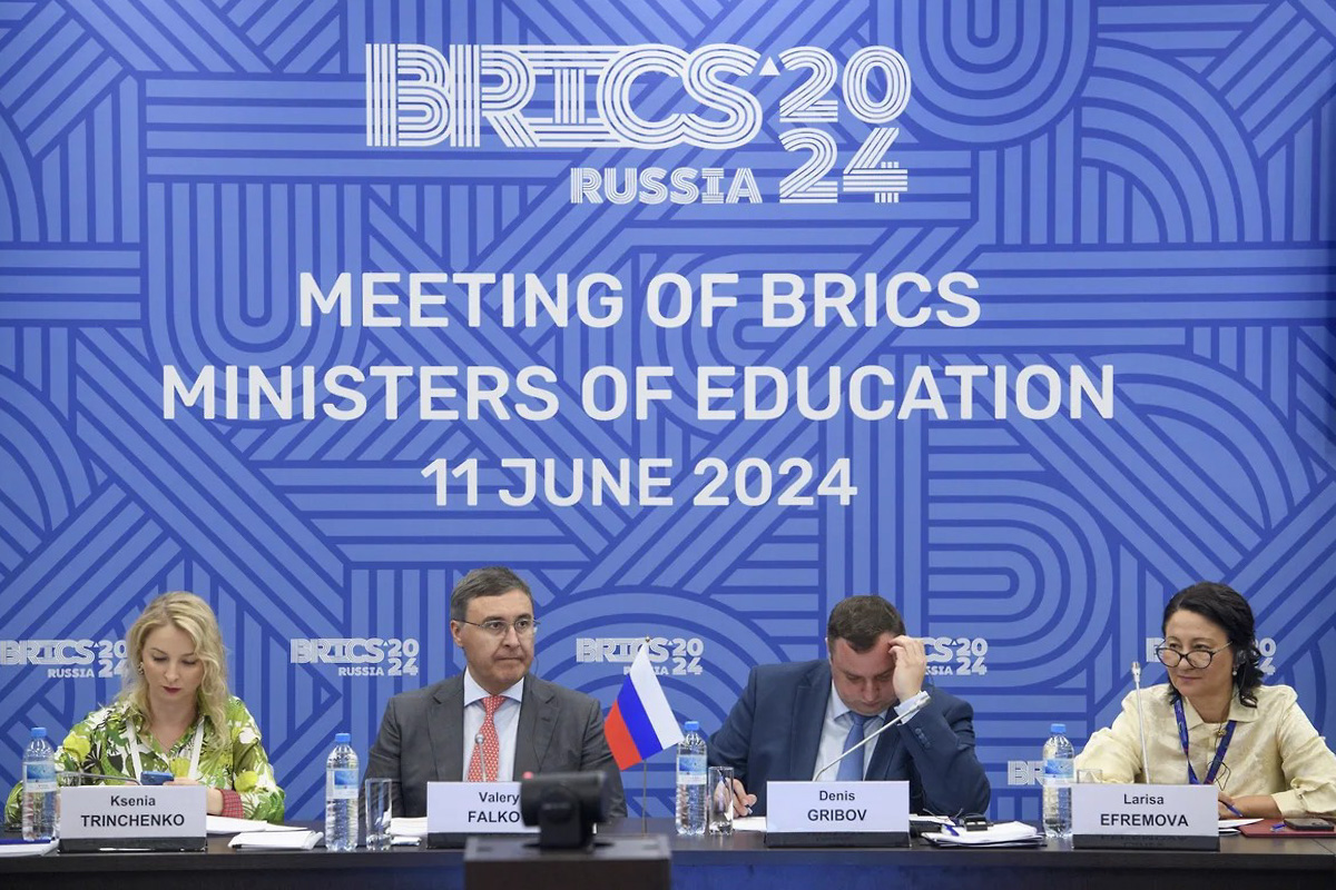 The BRICS Education Ministers met on the margins of the "Shaping the Future" International Forum The BRICS Education Ministers met on the margins of the "Shaping the Future" International Forum