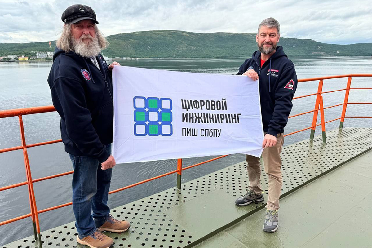Fyodor Konyukhov and the head of his expedition headquarters Oscar Konyukhov aboard the icebreaker "50 Years of Victory" Fyodor Konyukhov and the head of his expedition headquarters Oscar Konyukhov aboard the icebreaker "50 Years of Victory"