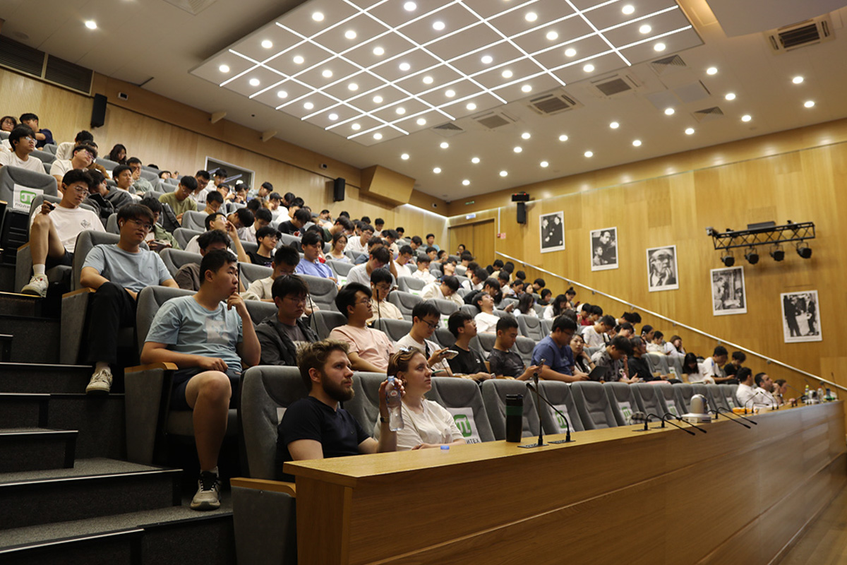 Participants of the Energy Summer Academy Participants of the Energy Summer Academy