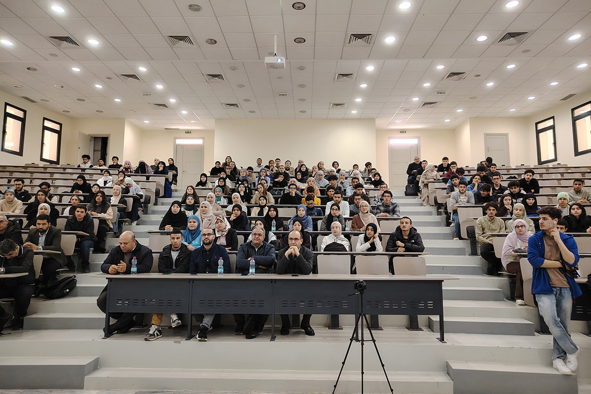 Conference at the National School of Nanoscience and Nanotechnology Conference at the National School of Nanoscience and Nanotechnology