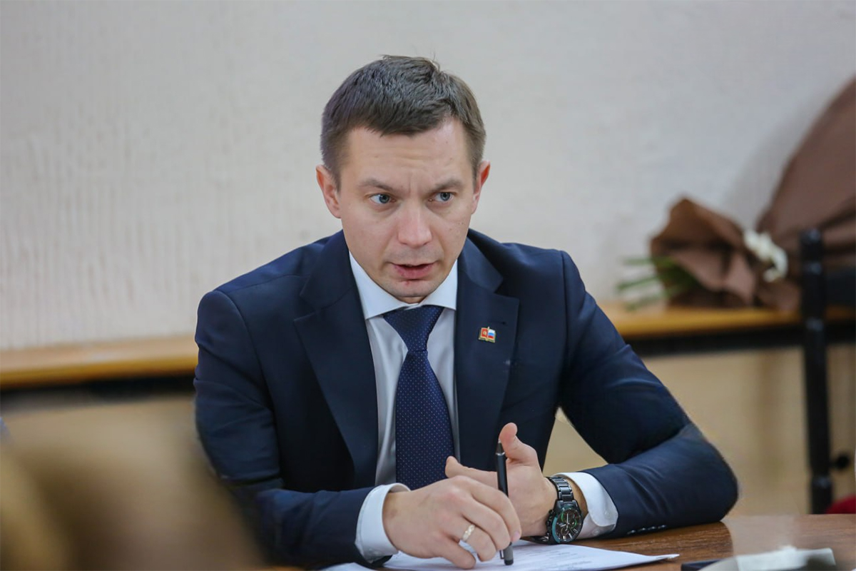 Acting Rector of the Kyrgyz-Russian Slavic University Sergey Volkov Acting Rector of the Kyrgyz-Russian Slavic University Sergey Volkov