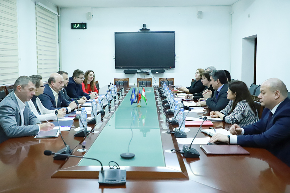 Working meeting of SPbPU experts and RTSU managers Working meeting of SPbPU experts and RTSU managers
