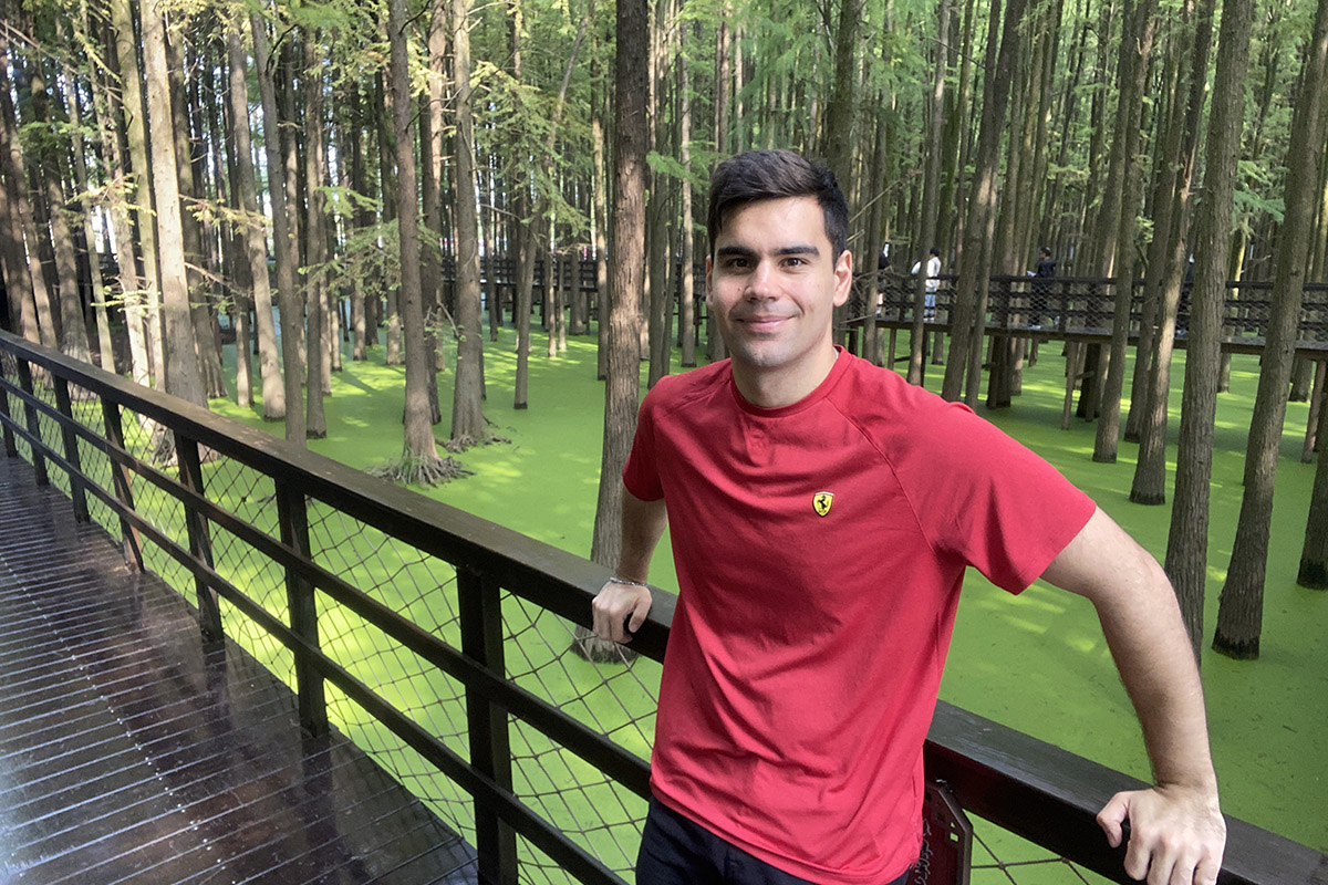 he encountered and what he learned from this experience. Nikita Blagoy, postgraduate student of Peter the Great St. Petersburg Polytechnic University he encountered and what he learned from this experience. Nikita Blagoy, postgraduate student of Peter the Great St. Petersburg Polytechnic University