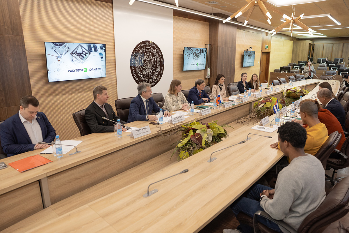 At the meeting with the directors of institutes At the meeting with the directors of institutes