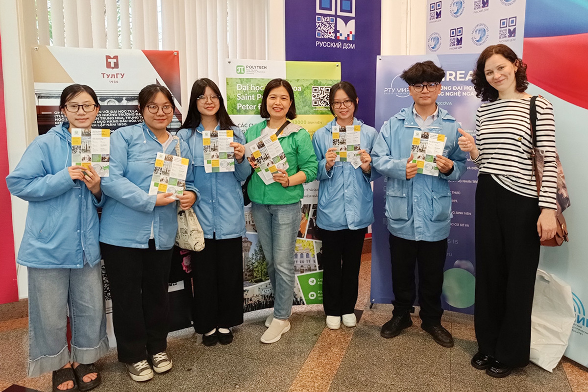 SPbPU’s participation in the exhibition strengthened the university’s position in Vietnam SPbPU’s participation in the exhibition strengthened the university’s position in Vietnam