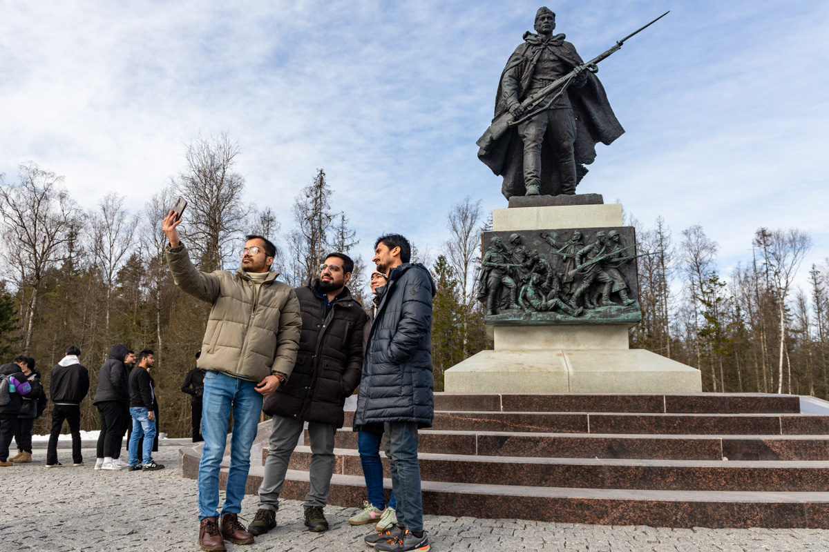 Foreign students went on an excursion to Veliky Novgorod Foreign students went on an excursion to Veliky Novgorod