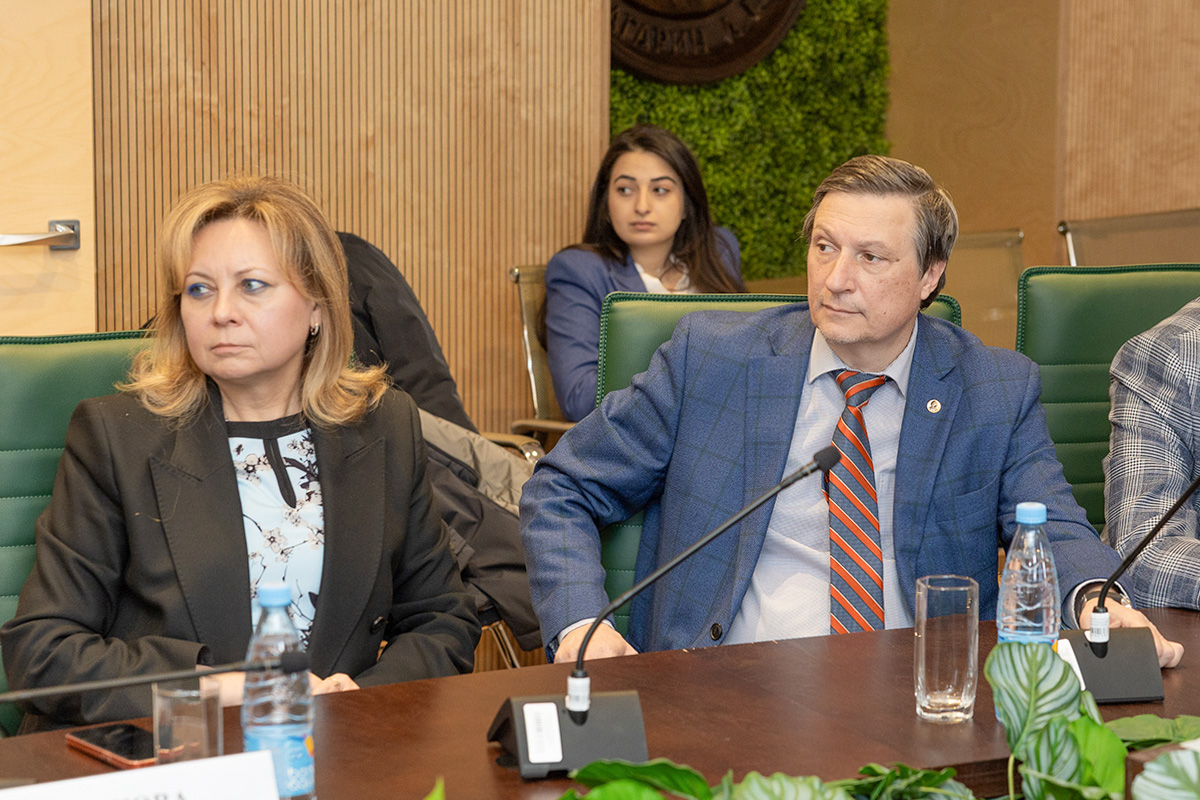Ludmila Pankova and Dmitry Arseniev at the defense of KRSU projects Ludmila Pankova and Dmitry Arseniev at the defense of KRSU projects