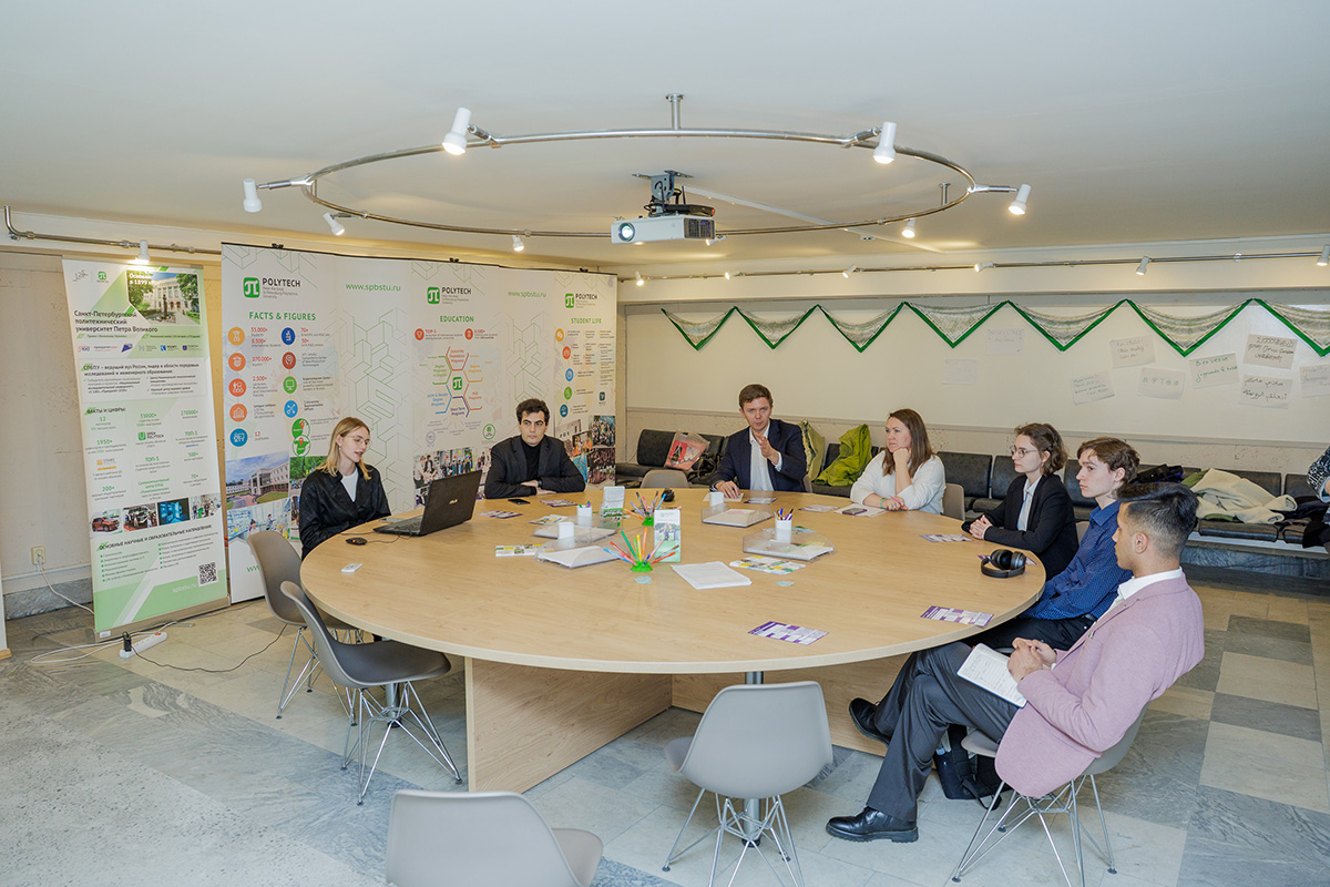 Round table with representatives of student associations for foreign citizens Round table with representatives of student associations for foreign citizens