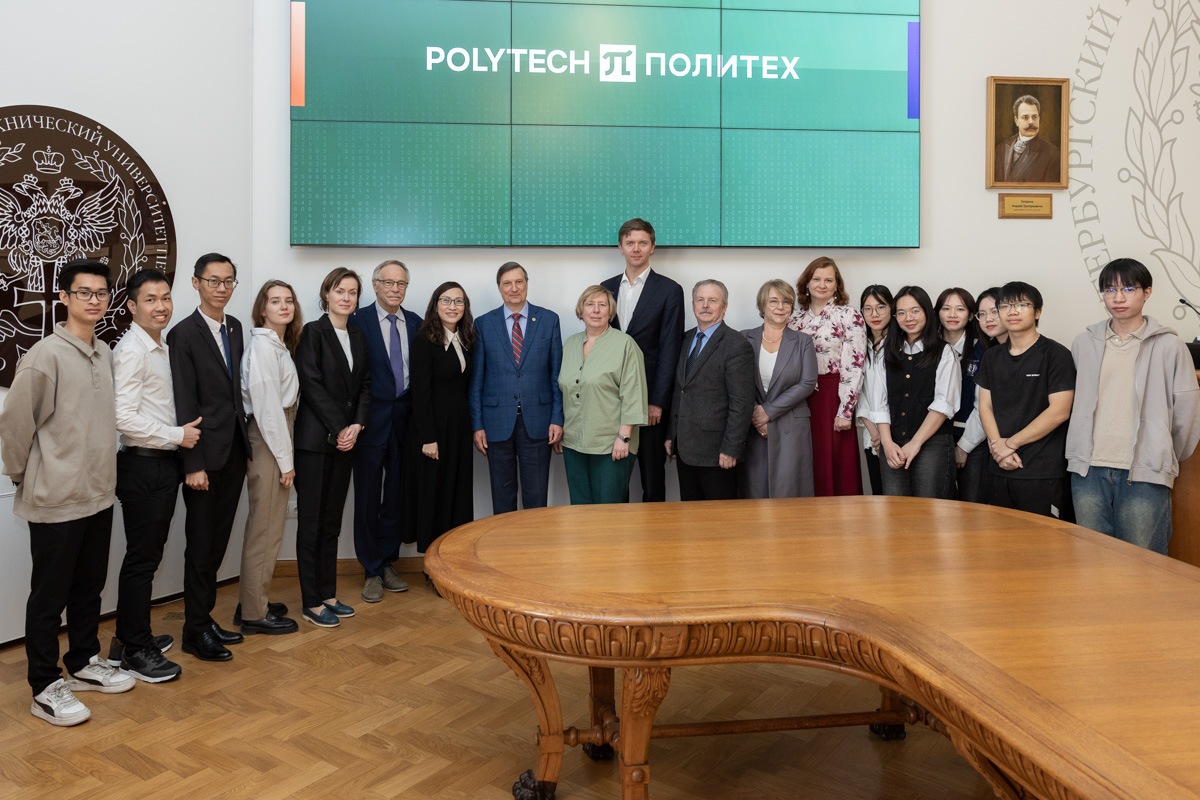 Talks between SPbPU's International Department and the First Secretary of the Embassy of Vietnam