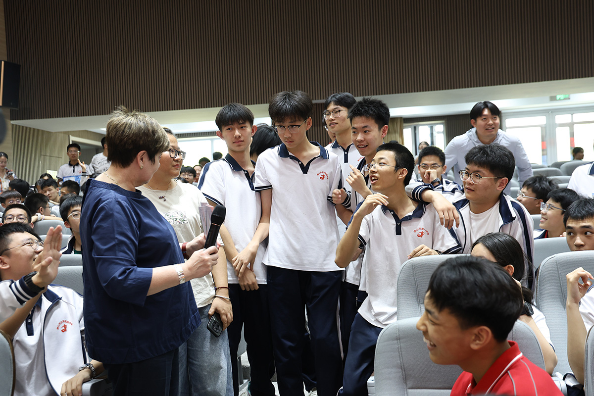 A quiz about SPbPU for Tangshan schoolchildren 