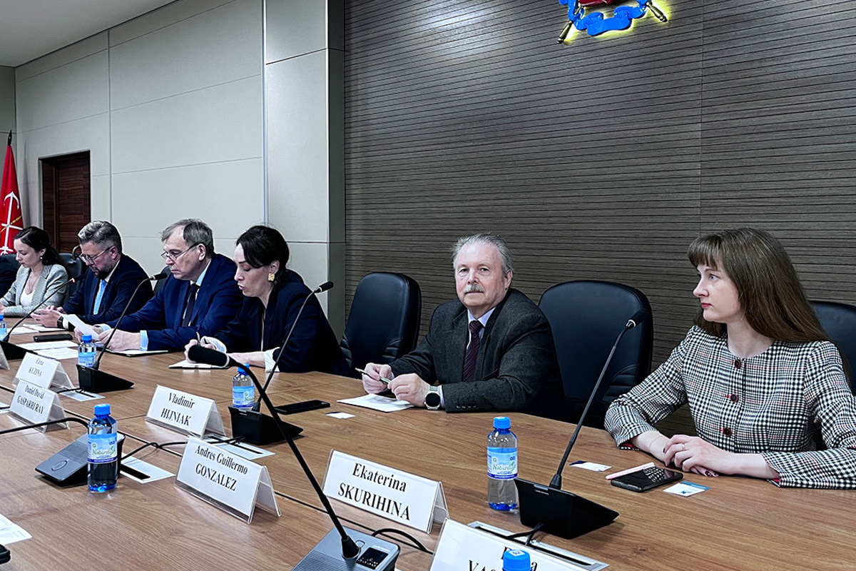 Vladimir Khizhnyak spoke about St. Petersburg Polytechnic University and proposed areas of cooperation Vladimir Khizhnyak spoke about St. Petersburg Polytechnic University and proposed areas of cooperation