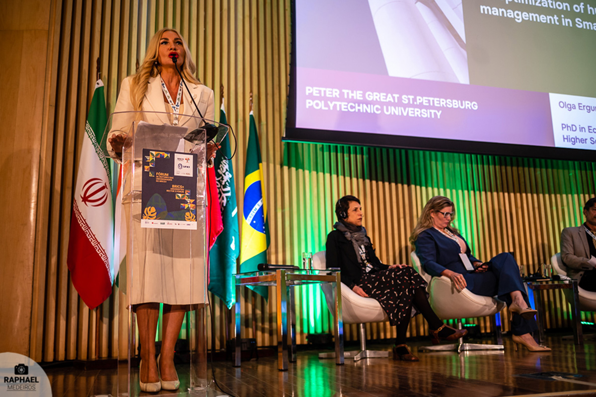 Olga Ergunova at the thematic session “Artificial Intelligence and Education in BRICS+ Countries” Olga Ergunova at the thematic session “Artificial Intelligence and Education in BRICS+ Countries”