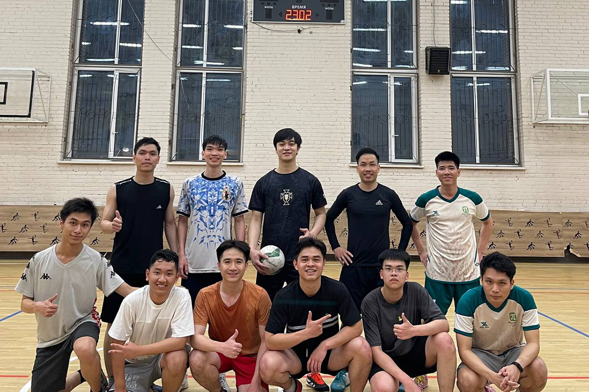 Sports games for Russia Day at HE IEP 