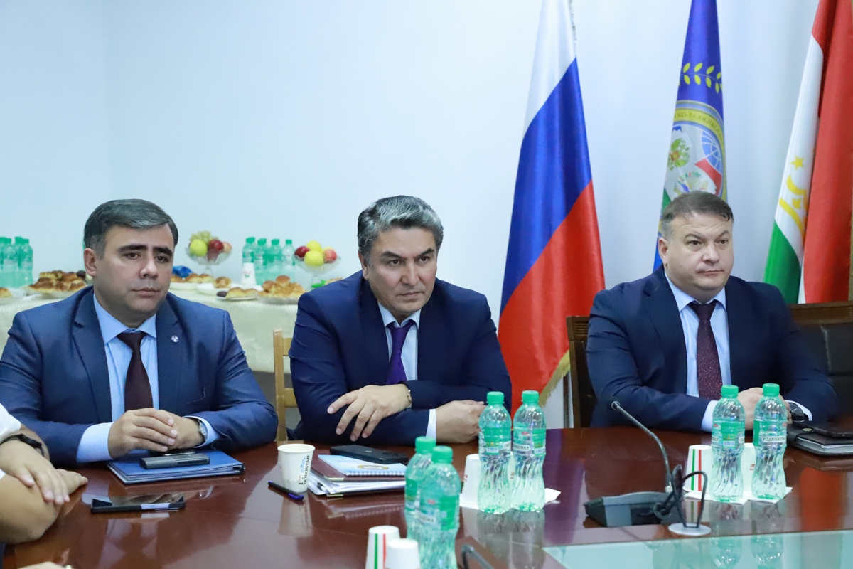 The session brought together the leadership of RTSU and SPbPU experts.
