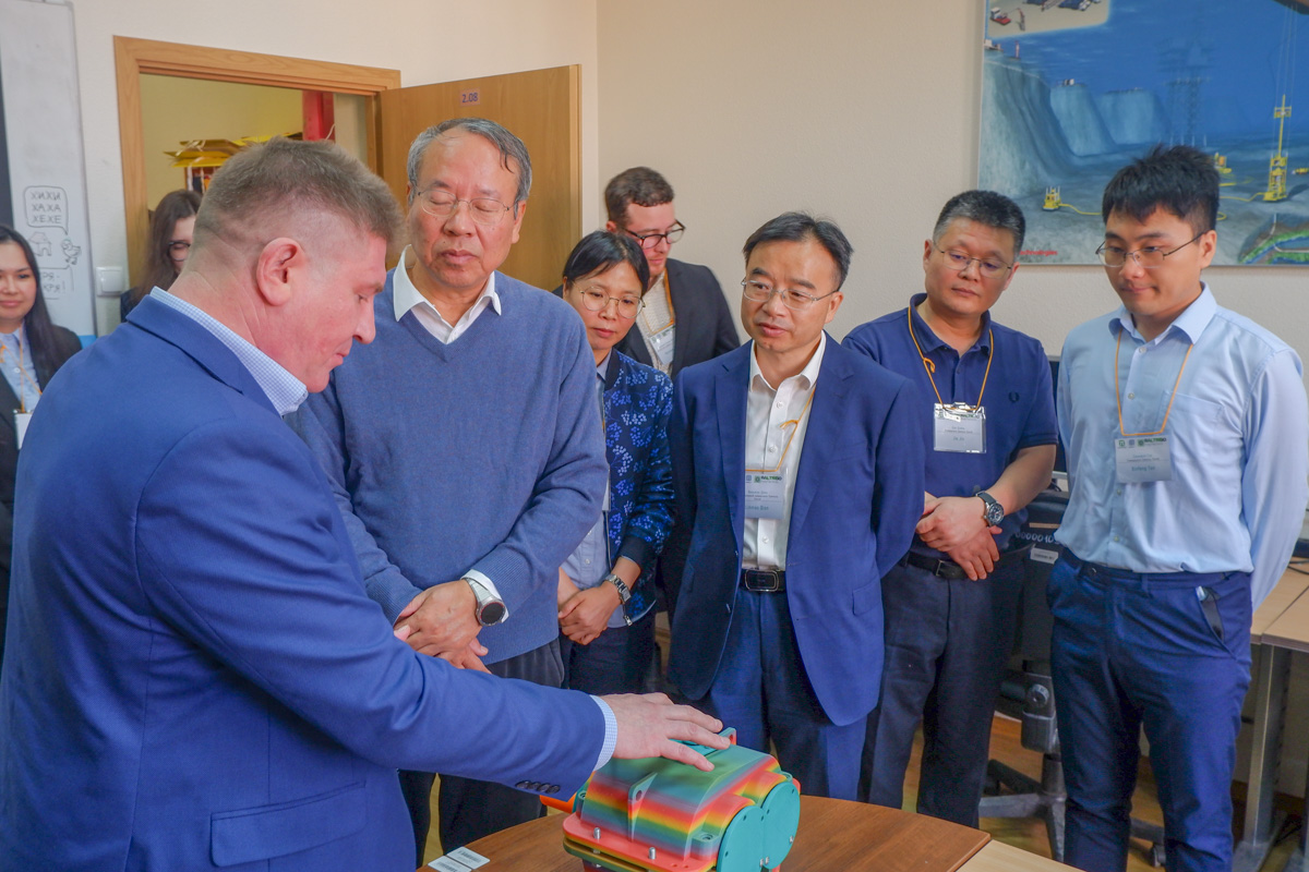 During the meeting, scientific and pedagogical ties were established with Chinese colleagues.