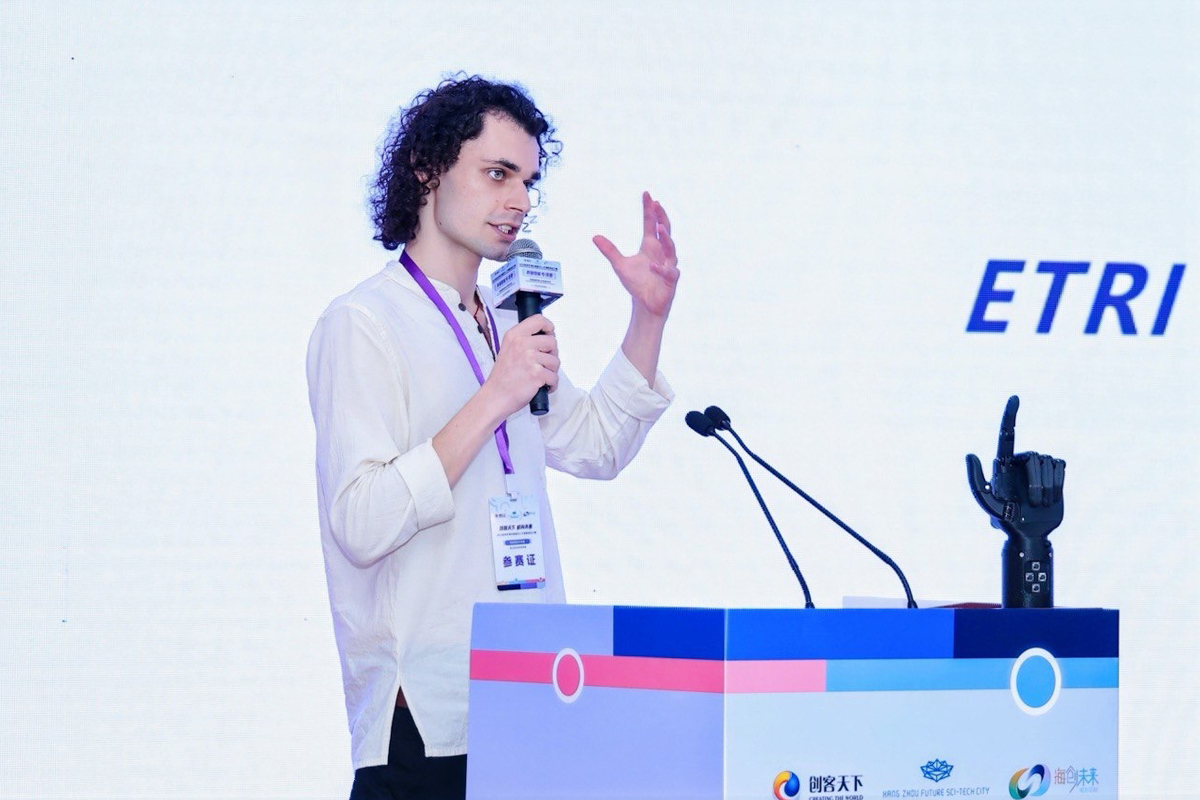 The Polytechnic team presented the project of bionic prosthesis 