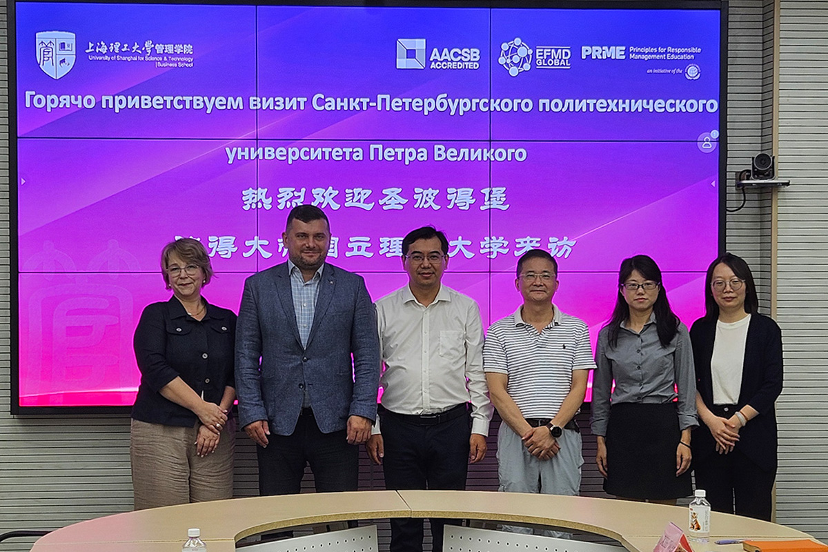 Dmitry Tikhonov and Olga Emelianova held talks with potential partners in China 