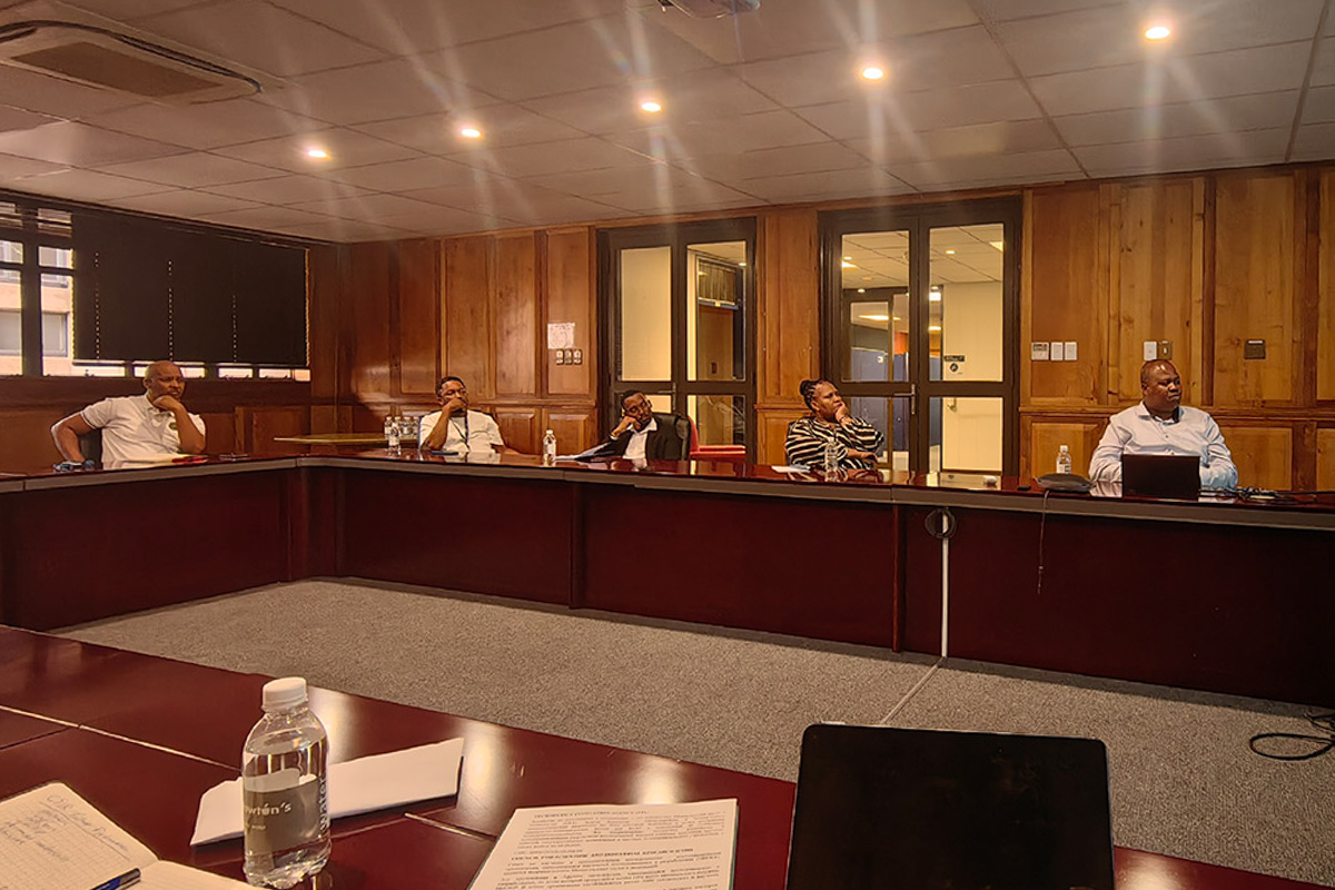 Negotiations were held with the Chief Operating Officer of USAf 