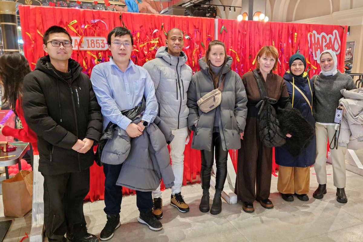 Leoandris plans to stay in Russia to teach 