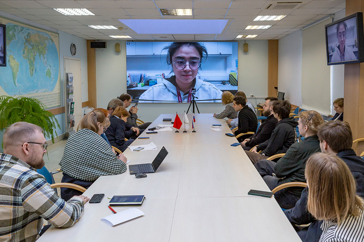 Professor Huang ZHING, Associate Professor at the School of Public Health, Southeast University 