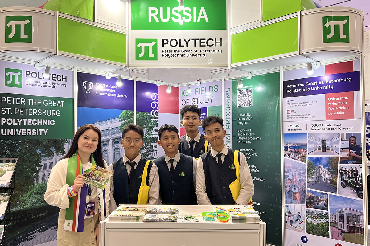 The visitors were particularly interested in engineering specialties, IT areas and economic programs. 